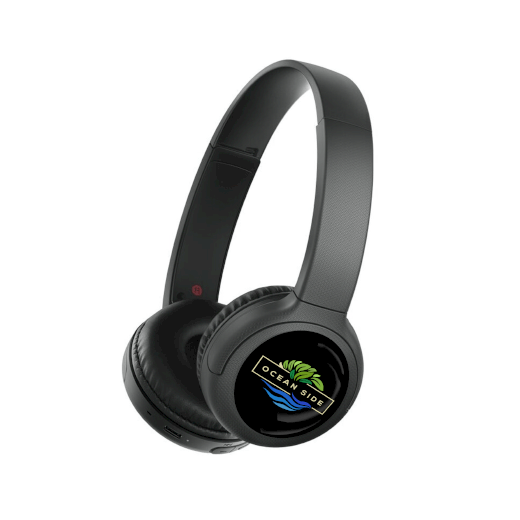 On-Ear Headphones

With On-Ear headphones, the ear pads rest on the ear, but a soft surface will not cause your ears to ache. The ears are not completely closed off, which means that environmental sounds can still be heard slightly.