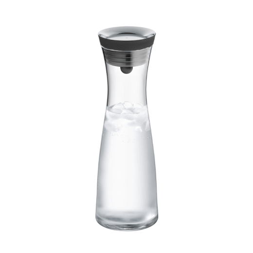 Water Decanter

Serve water in style with a water carafe, add ice cubes and fruit to complete the experience.